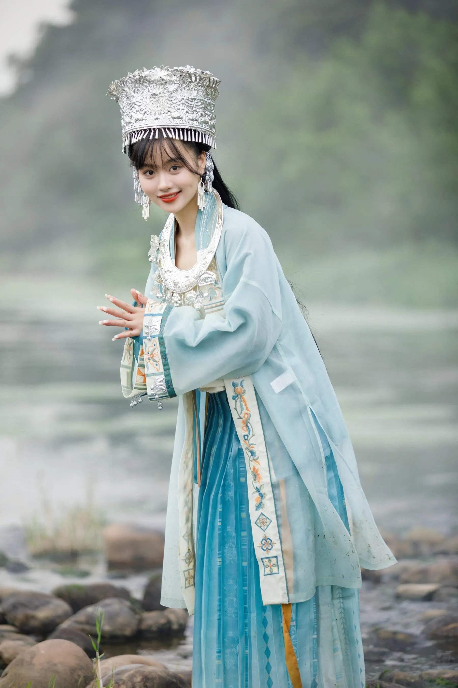 [YITUYU艺图语]2022.09.09 苗疆少女 王大可 [22P]插图7
